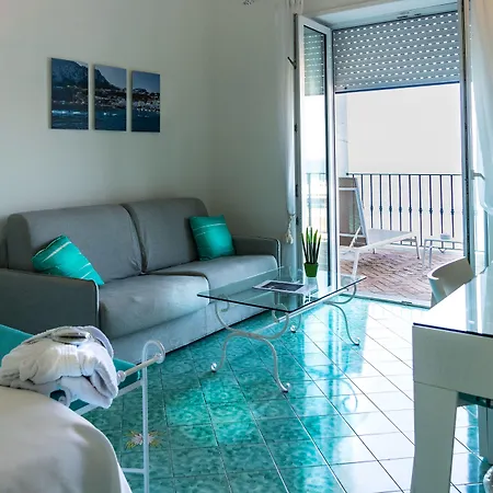 Relais Maresca Luxury Small & Terrace Restaurant Hotell 4*