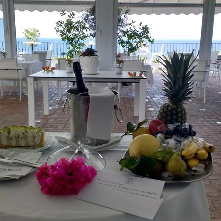 Relais Maresca Luxury Small & Terrace Restaurant Hotel 4*