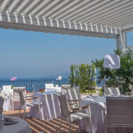 Relais Maresca Luxury Small & Terrace Restaurant 4*