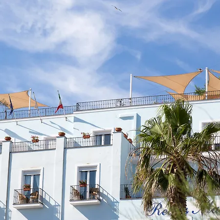 Отель Relais Maresca Luxury Small & Terrace Restaurant 4*