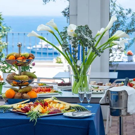 Relais Maresca Luxury Small & Terrace Restaurant Hotel 4*