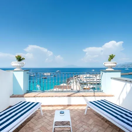 Hotel Relais Maresca Luxury Small & Terrace Restaurant