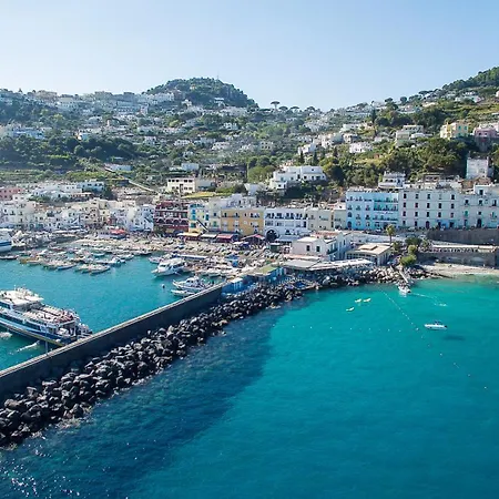 Relais Maresca Luxury Small & Terrace Restaurant 4*