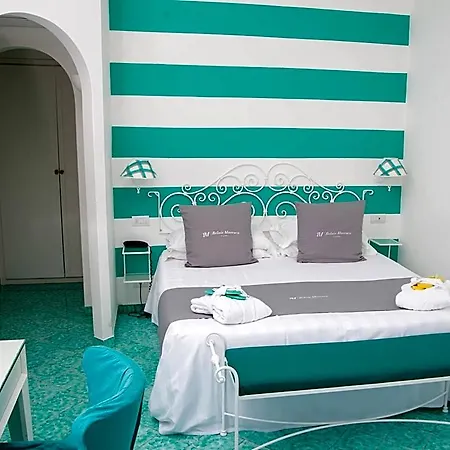 Hotel Relais Maresca Luxury Small & Terrace Restaurant 4*