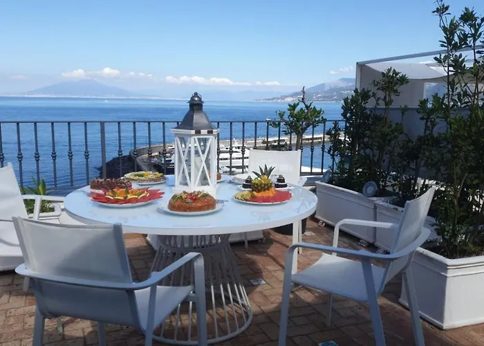 Relais Maresca Luxury Small & Terrace Restaurant ホテル カプリ