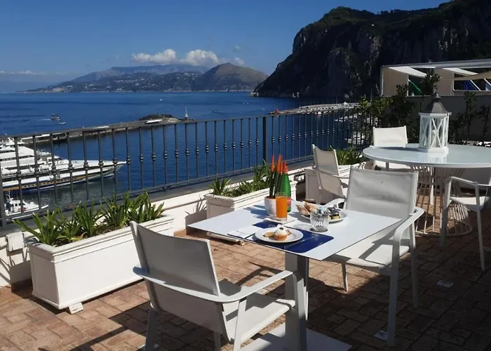 Relais Maresca Luxury Small & Terrace Restaurant ホテル カプリ