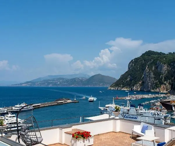 Relais Maresca Luxury Small & Terrace Restaurant 4*