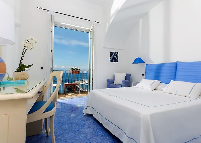 Relais Maresca Luxury Small & Terrace Restaurant Ξενοδοχείο